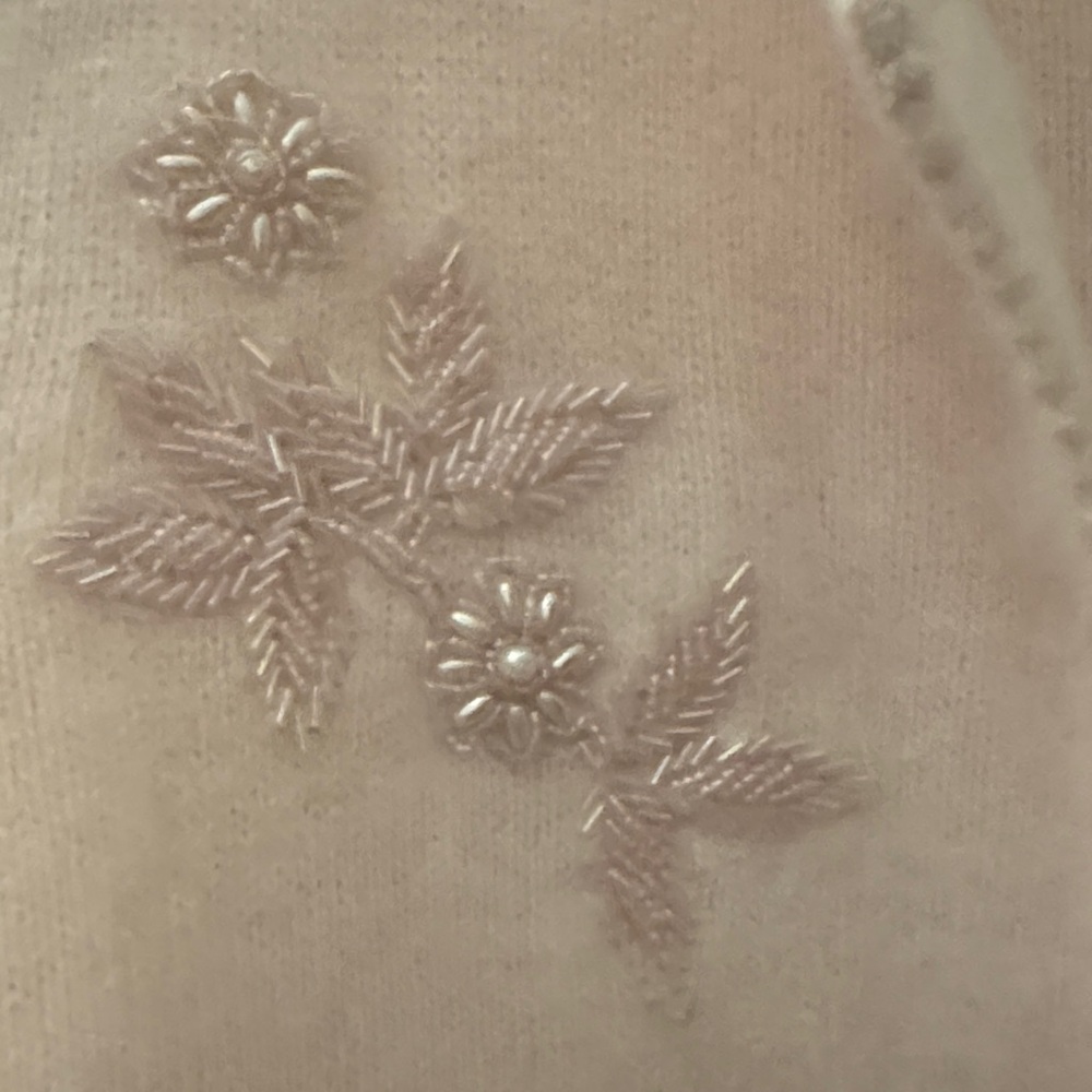 New Baby Pink Embroidered Angora blend Sweater Set - Picture 4 of 12